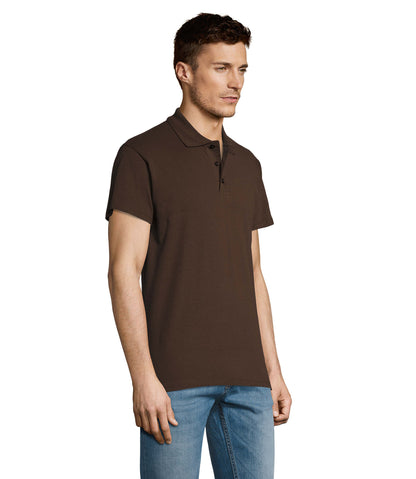 Polo homem de cor chocolate