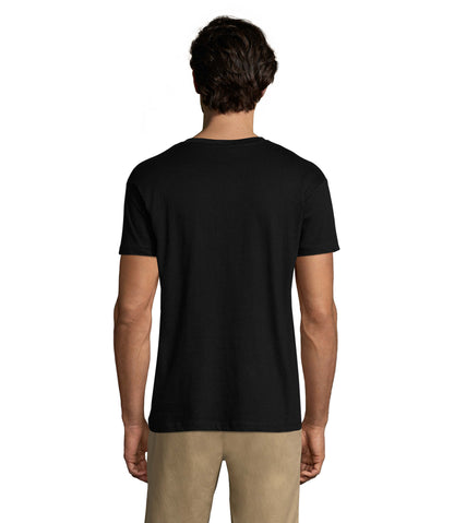 T-shirt unissexo de cor preto profundo